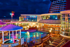 Disney Cruises pool